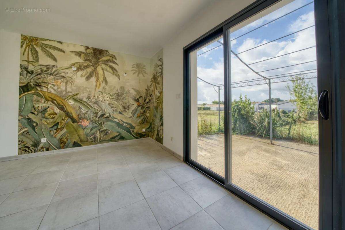 Maison à TONNAY-CHARENTE