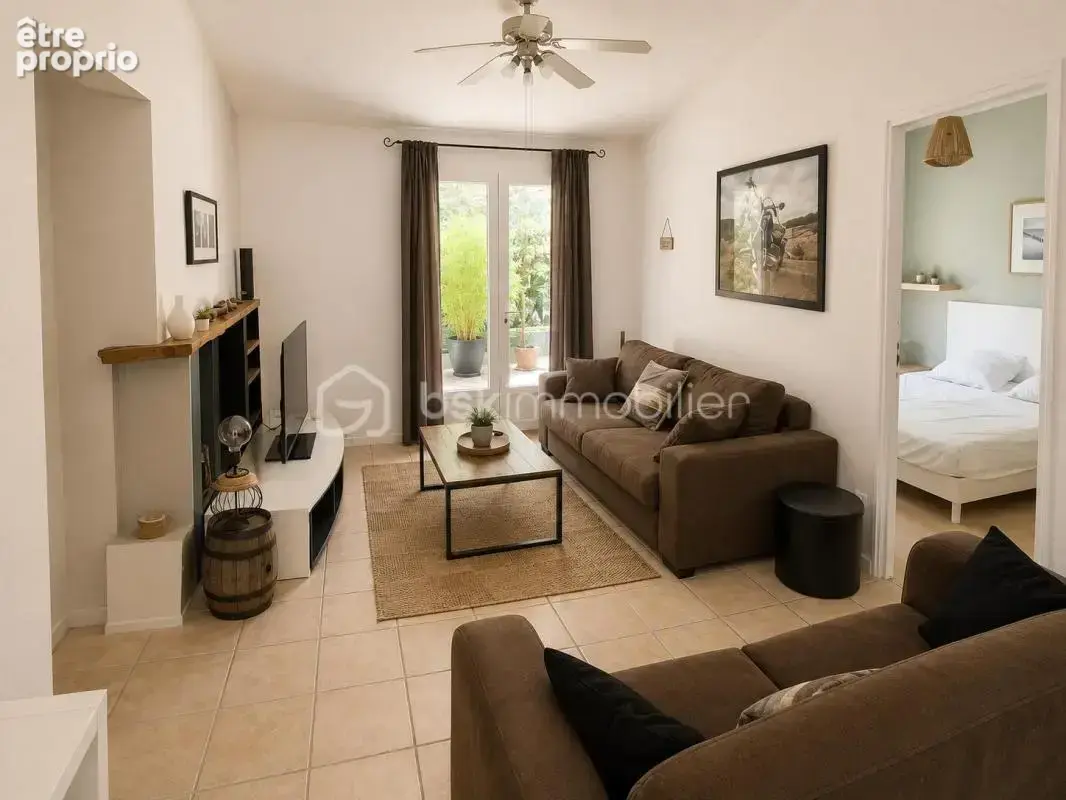 NÉOULES – Propriété de caractère d'environ 240 m² – Famille, patrimoine & revenus – Terrain de 2 600 m² avec piscine - photo 24