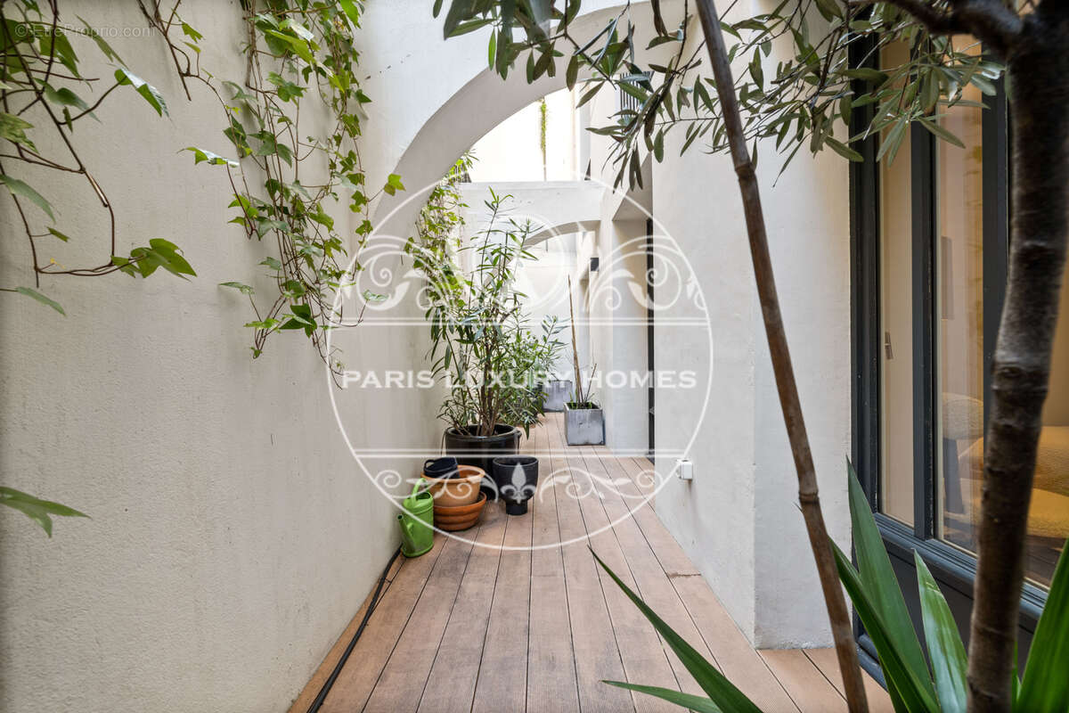 Appartement à PARIS-11E