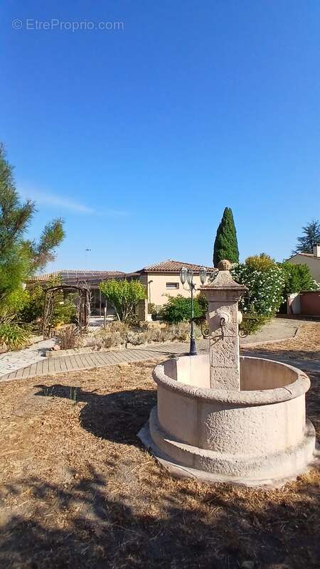 Agréable villa d'architecte de 130 m² habitables sur 3202 m² . - photo 13
