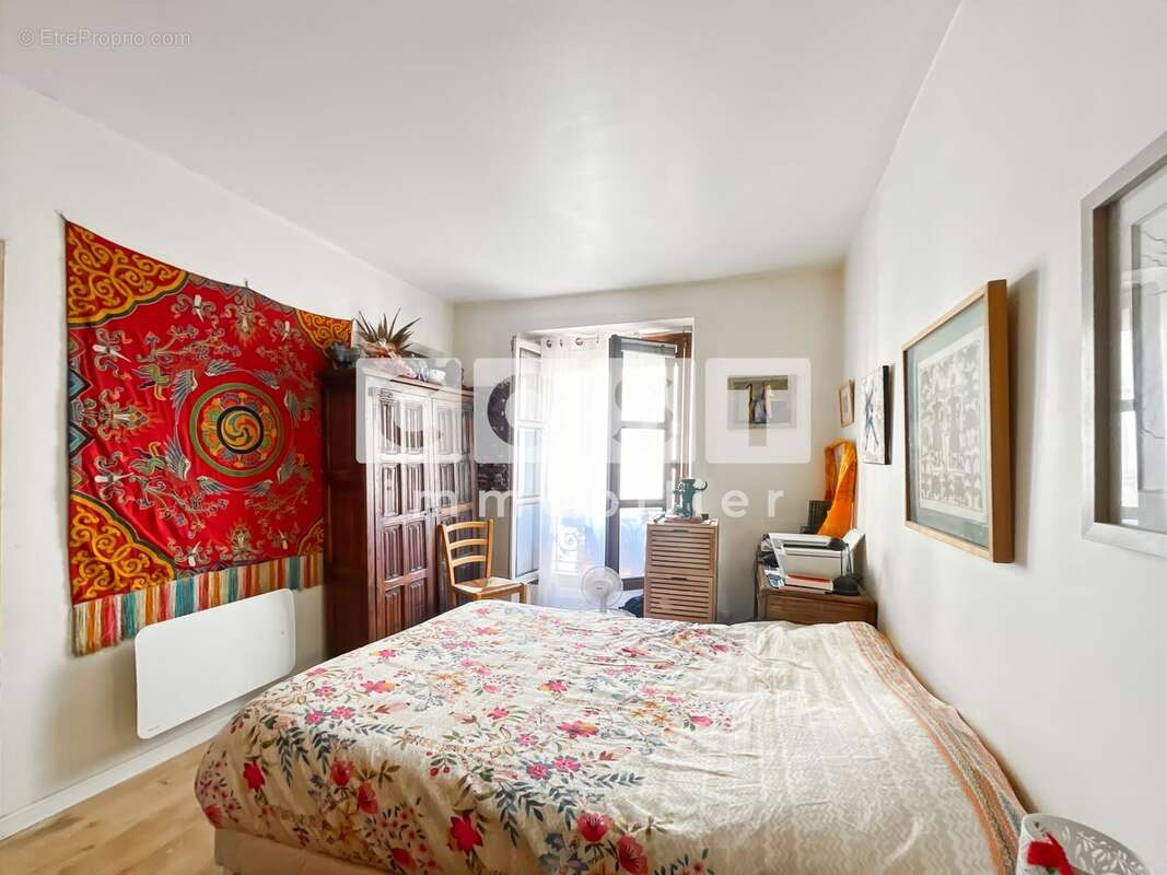 Appartement à PARIS-20E