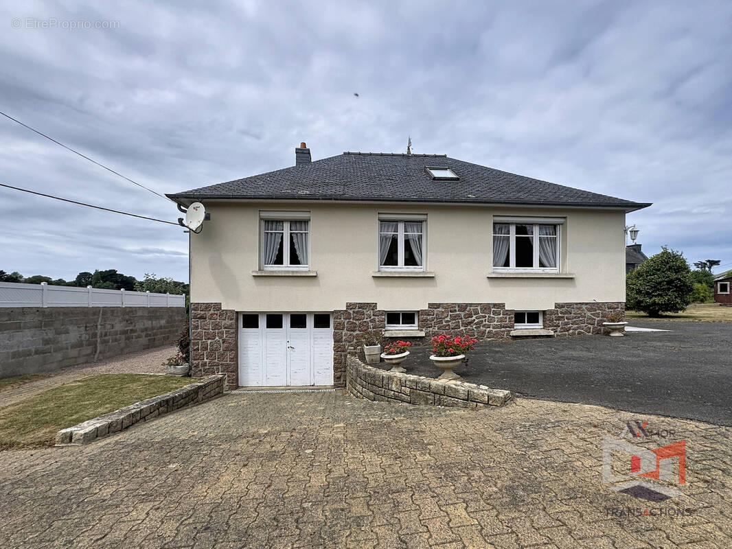 Maison à TREGASTEL