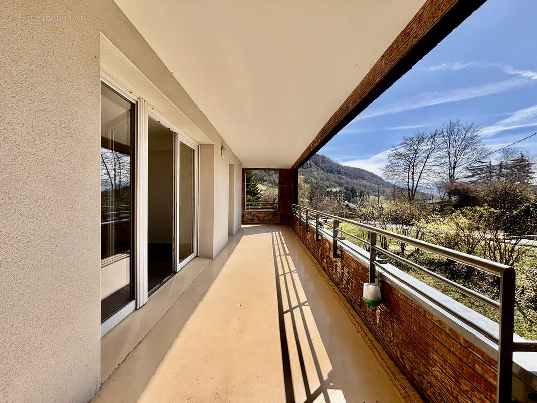 Appartement à SAINT-ALBAN-LEYSSE