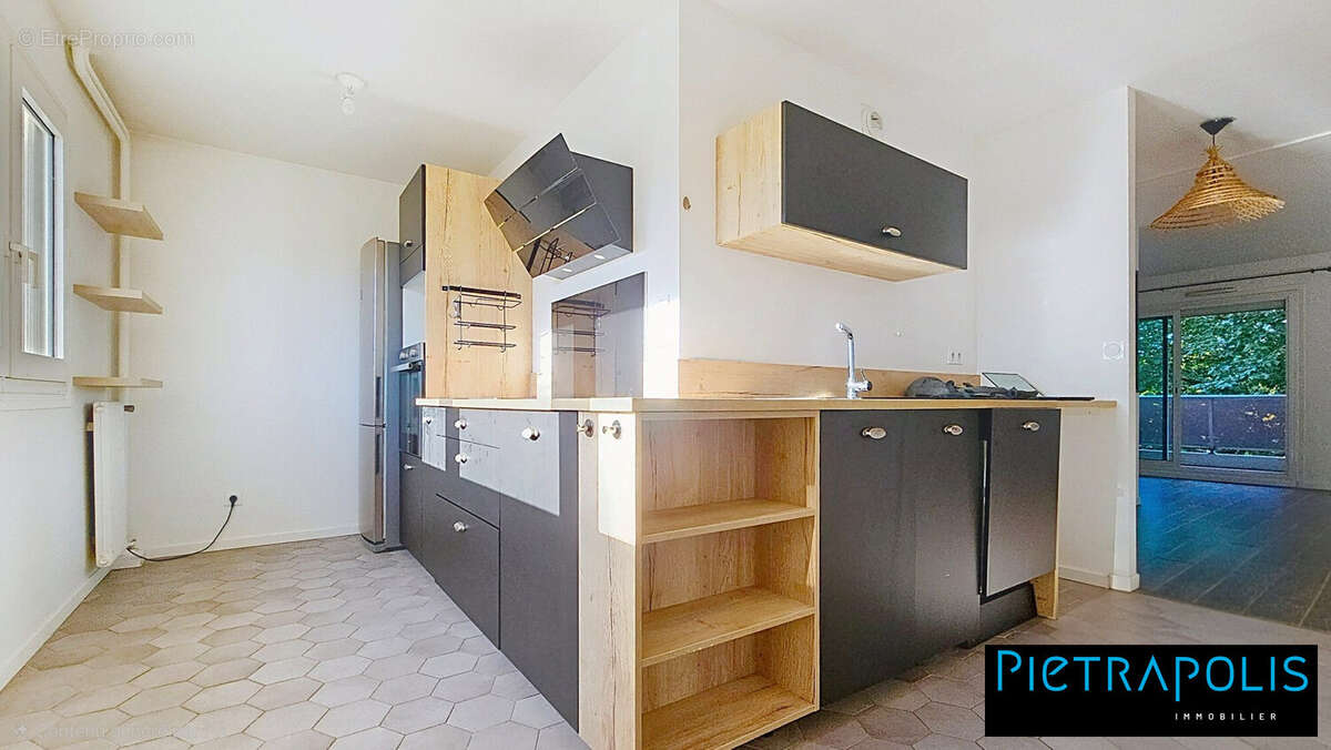 Appartement 80 m² à Villeurbanne  - photo 7