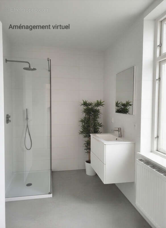 Maison à SAINT-CLAIR-DE-LA-TOUR