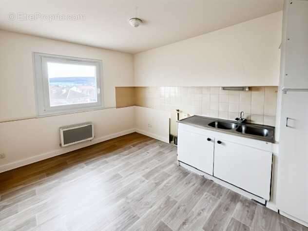 Appartement 45 m² à Vesoul  - photo 3