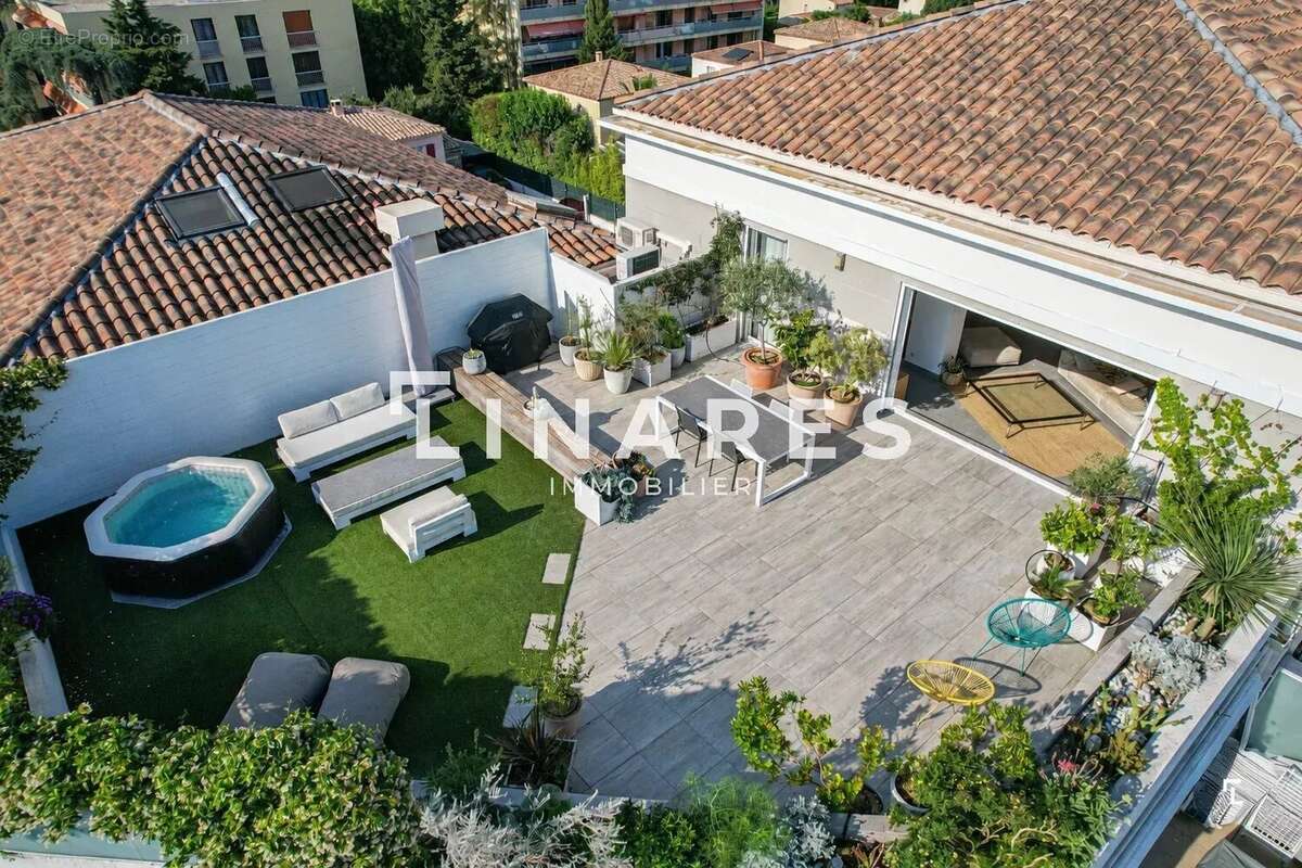 Appartement à MARSEILLE-12E