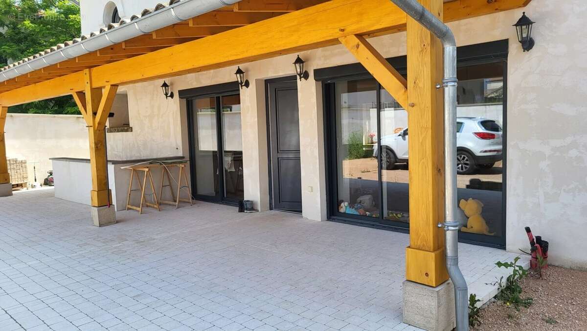 Maison à BELLEVILLE