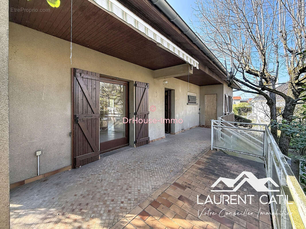 Maison à ROMANS-SUR-ISERE