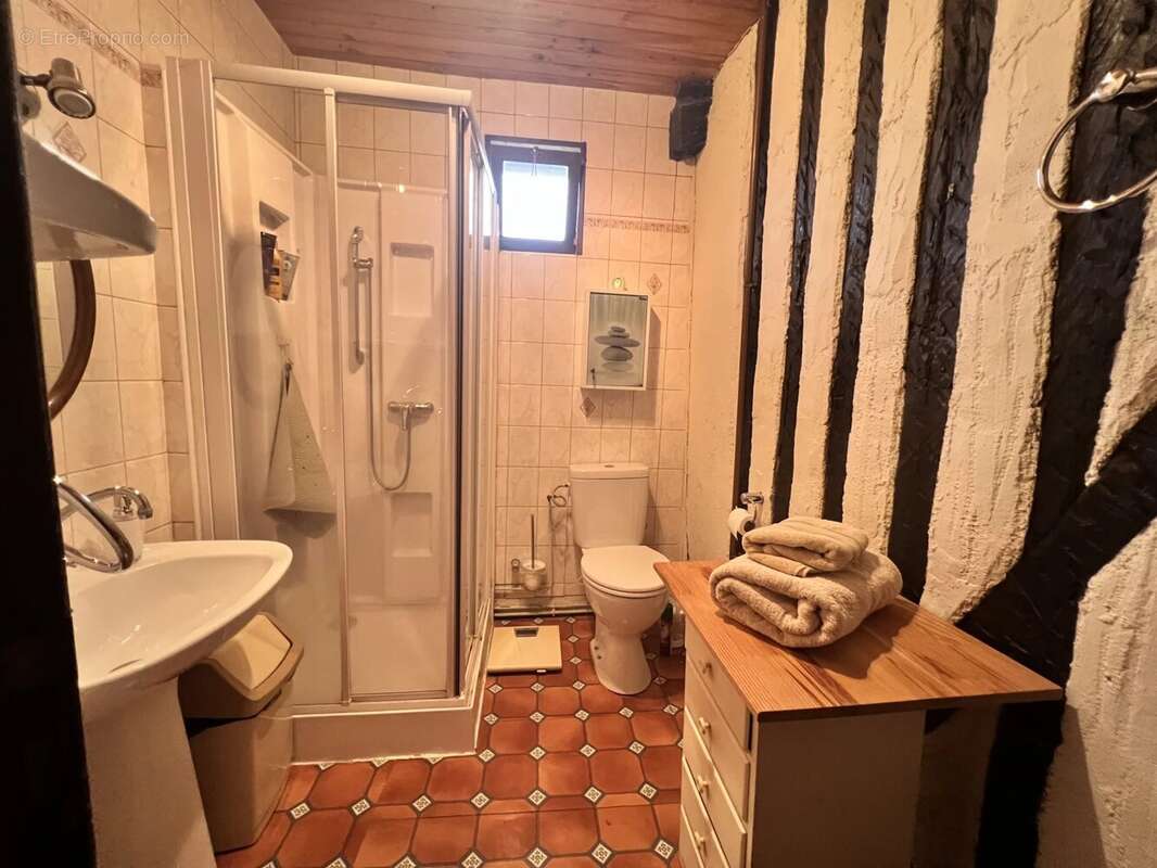 Agréable maison gasconne, cosy et pleine de charme, offrant 2 à 3 chambres et une belle piscine. - photo 10