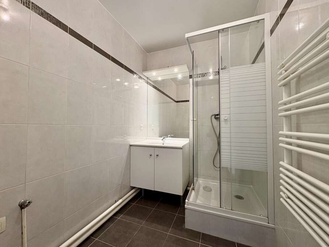 Appartement à LE PLESSIS-TREVISE