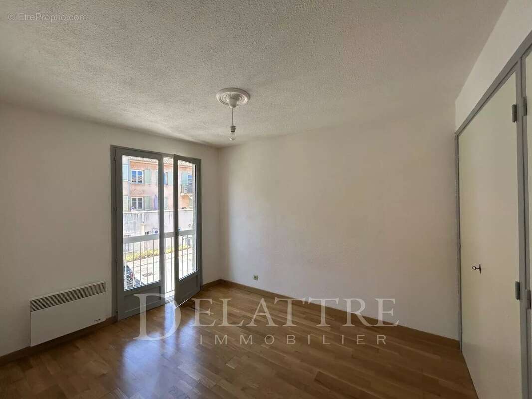 Appartement à LE BAR-SUR-LOUP