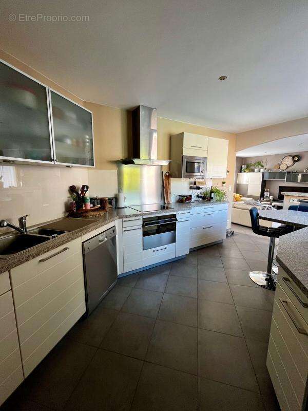 Maison à SAINT-ROGATIEN