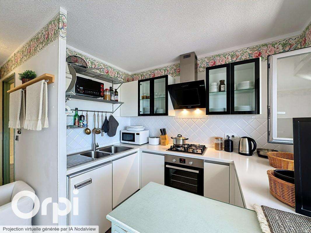 Appartement à VILLENEUVE-LOUBET