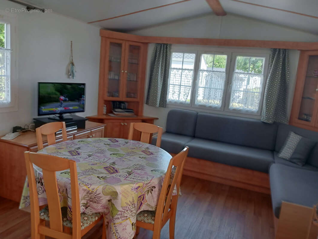 Autre à SAINT-GILLES-CROIX-DE-VIE