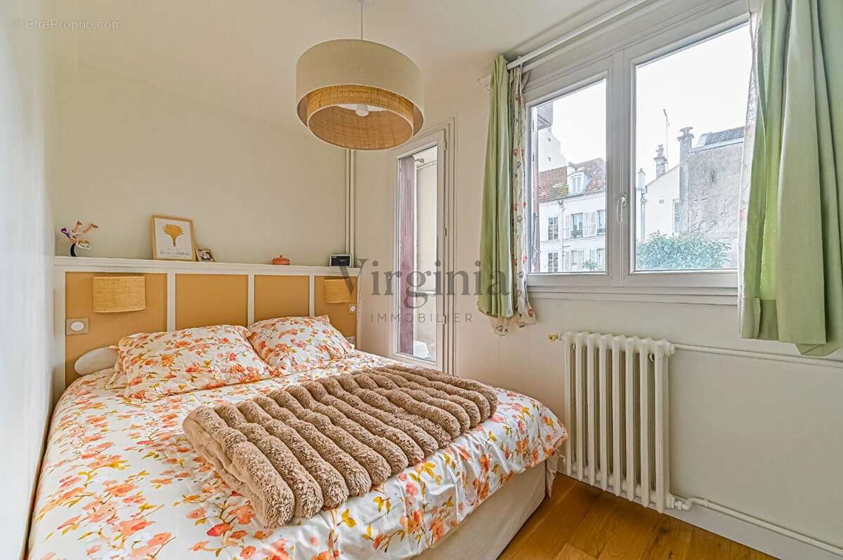 Appartement à CHARENTON-LE-PONT