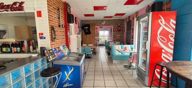 Commerce à LE TRAIT