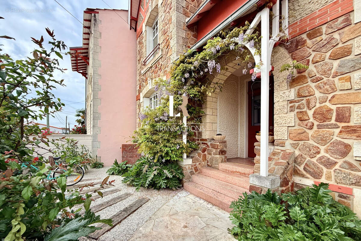 Maison à LA ROCHELLE