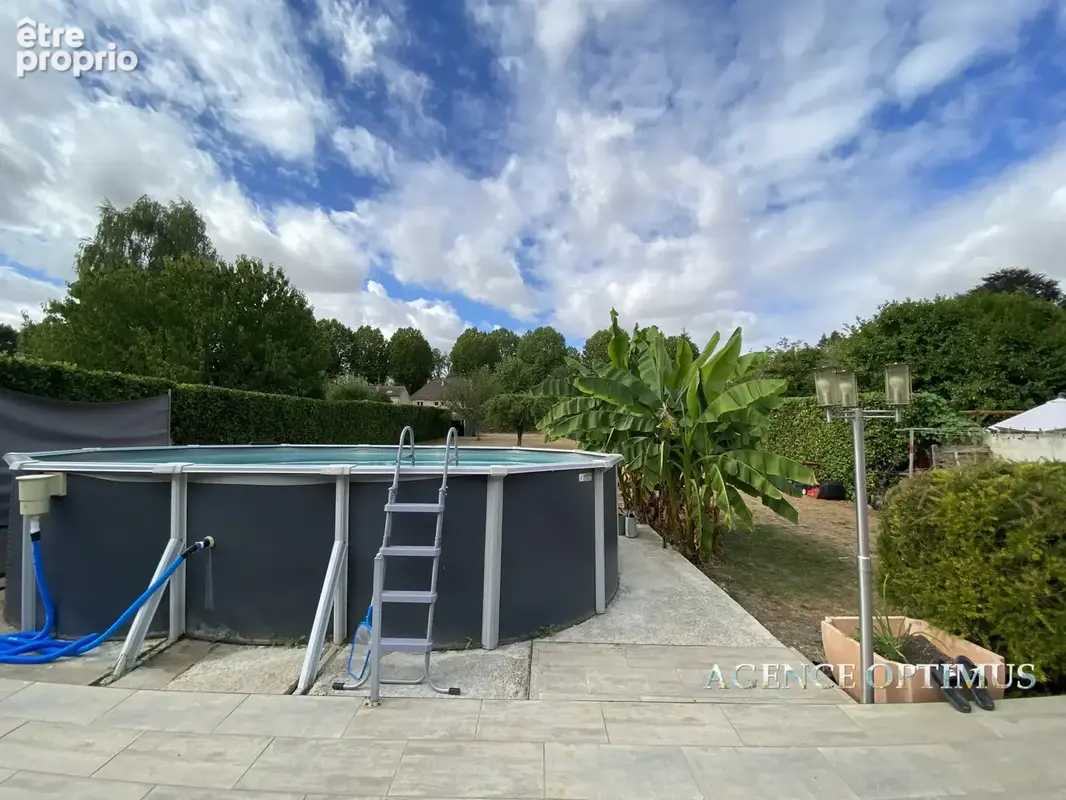 PAVILLON DE PLAIN-PIED - 3 chambres - Grand terrain clos 1400m2 - Piscine - Garage - VILLENEUVE LA GUYARD - photo 19