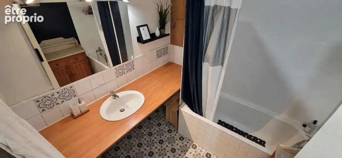 Appartement T5 - 2 terrasses et cave - photo 9