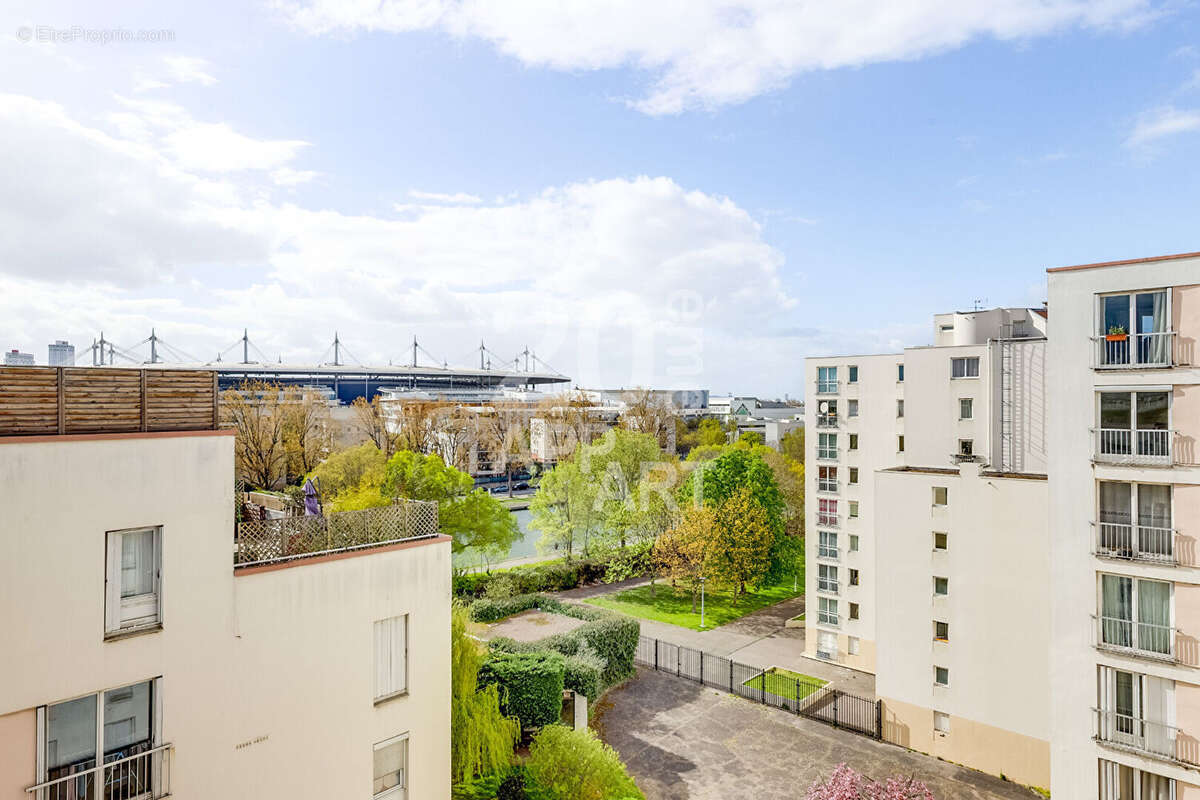 Appartement à SAINT-DENIS