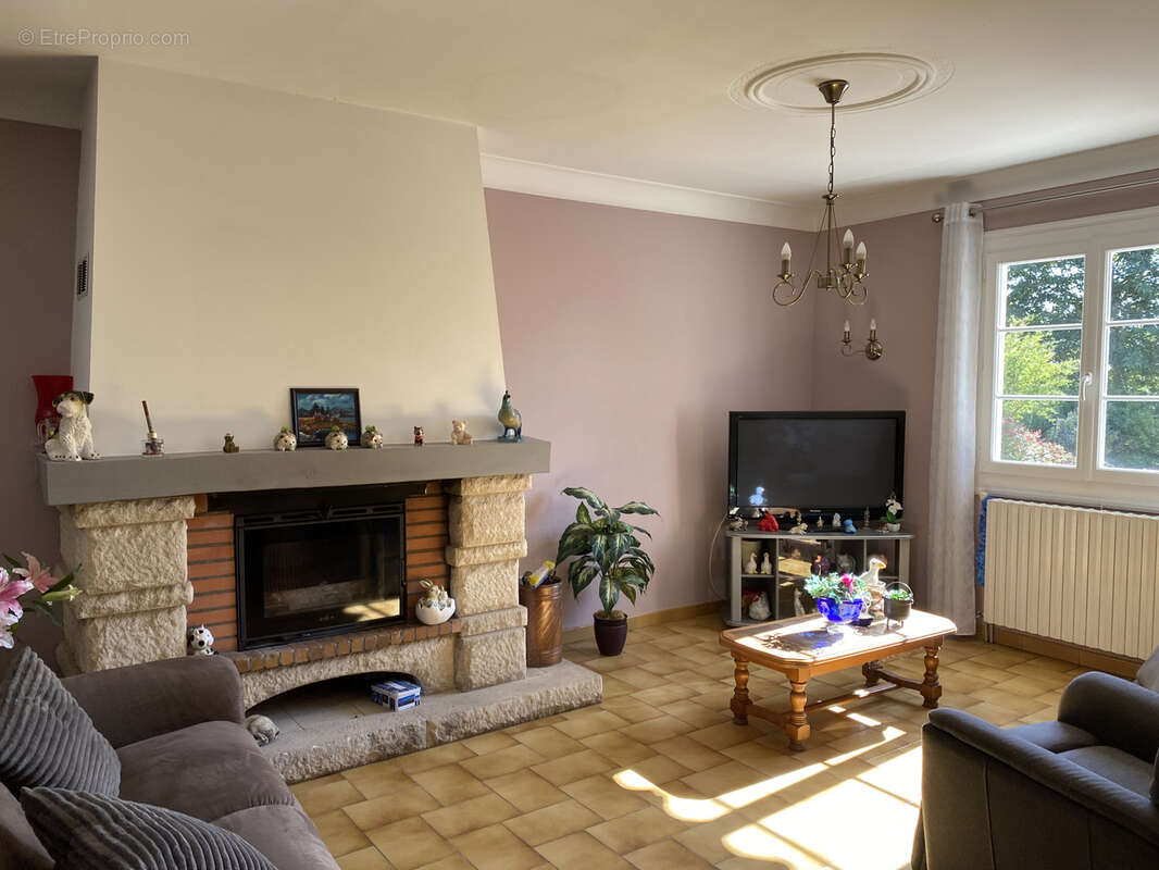 Maison à HAUTESVIGNES