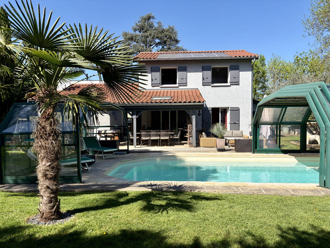 Maison à CAILLOUX-SUR-FONTAINES