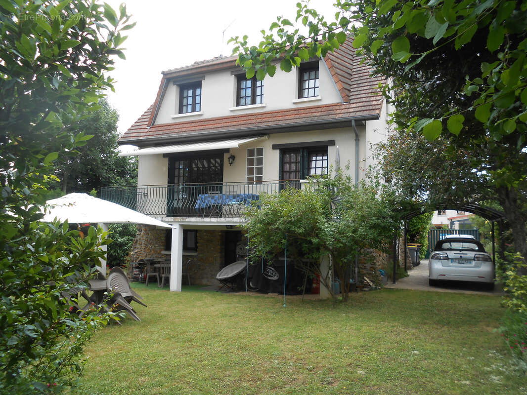 Maison à ORMESSON-SUR-MARNE