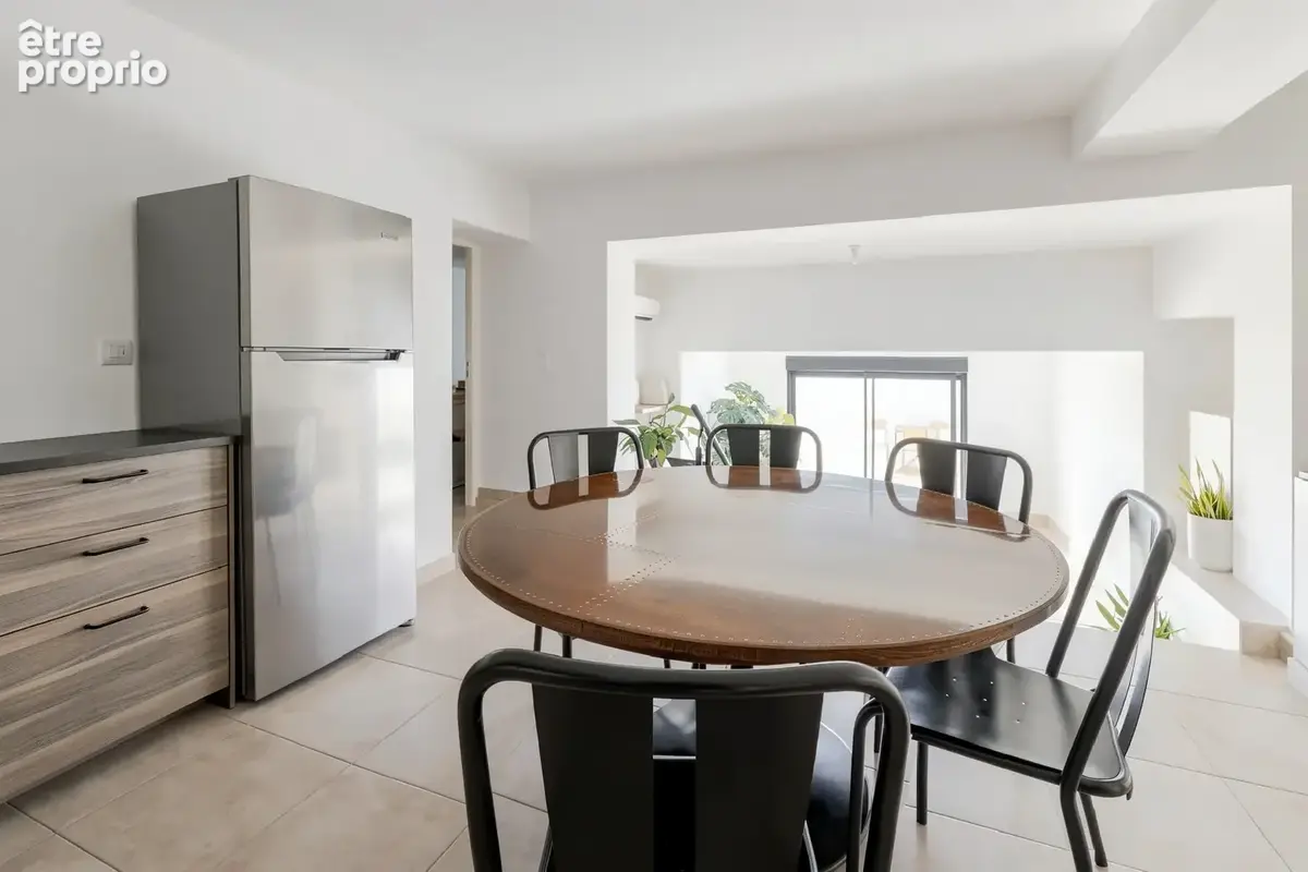 Appartement T4 88m2 Terrasse de 38m2  Place de paking - photo 5