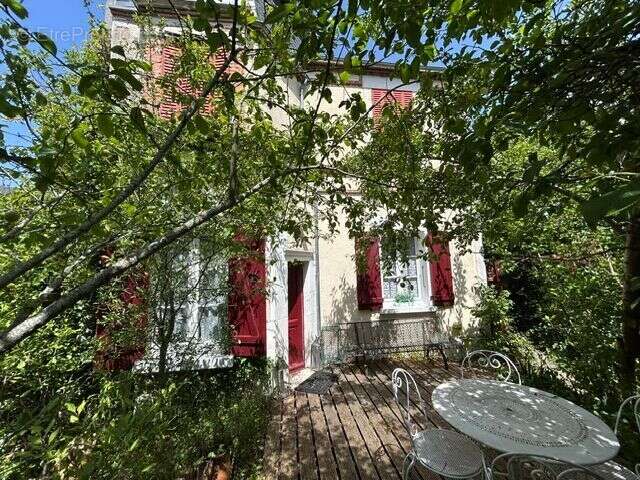 Maison à COSNE-COURS-SUR-LOIRE