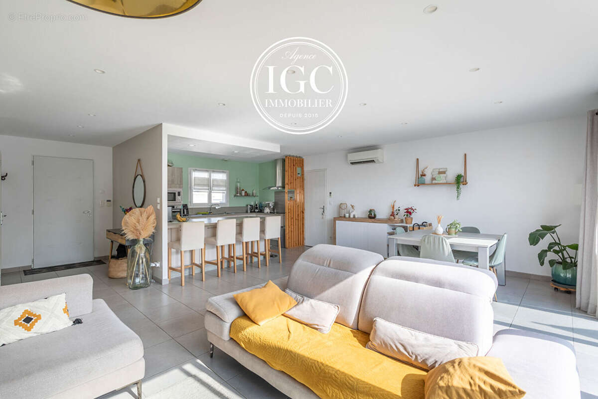 Maison à GIGNAC-LA-NERTHE