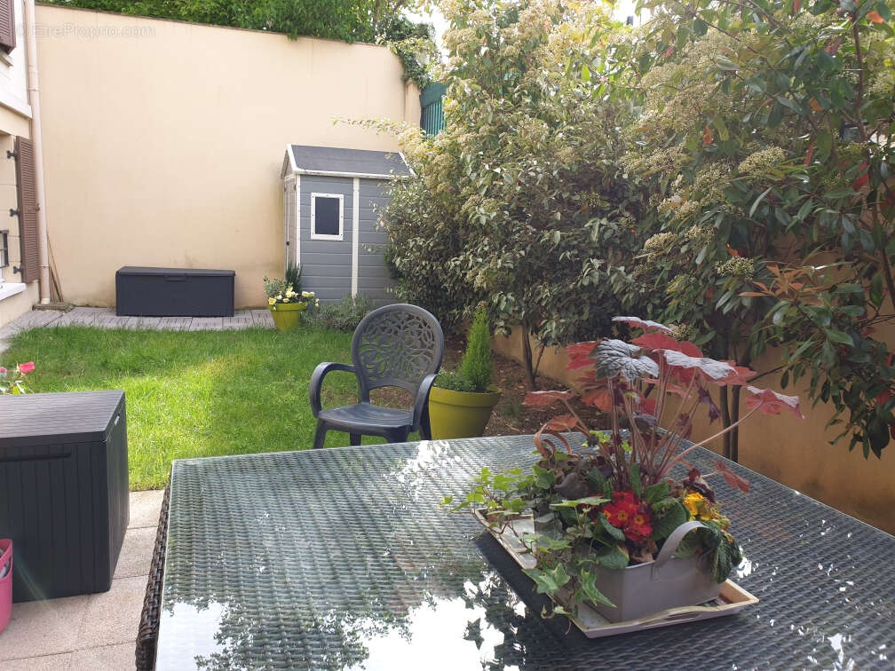 Appartement à NANTEUIL-LES-MEAUX