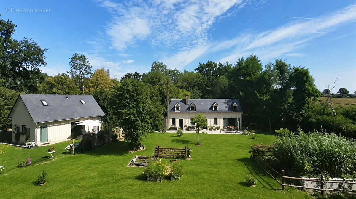 Maison à PONT-L'EVEQUE