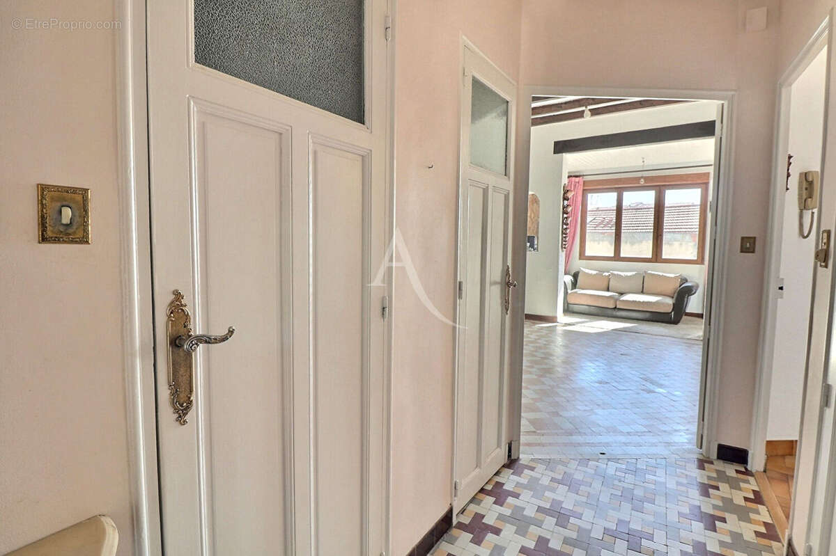 Appartement à MARSEILLE-10E