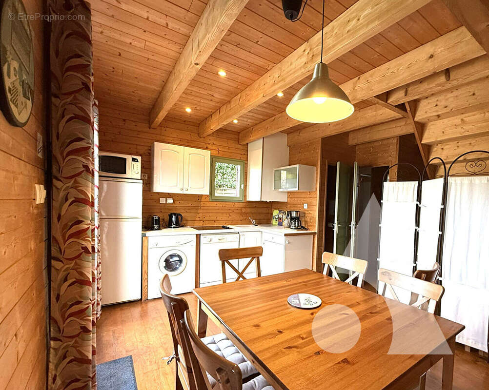 Appartement à DOMME