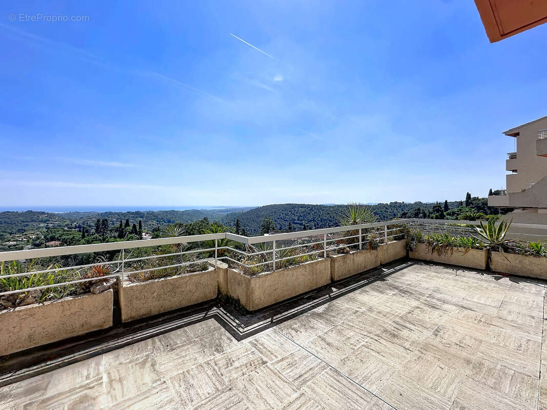Appartement à VENCE