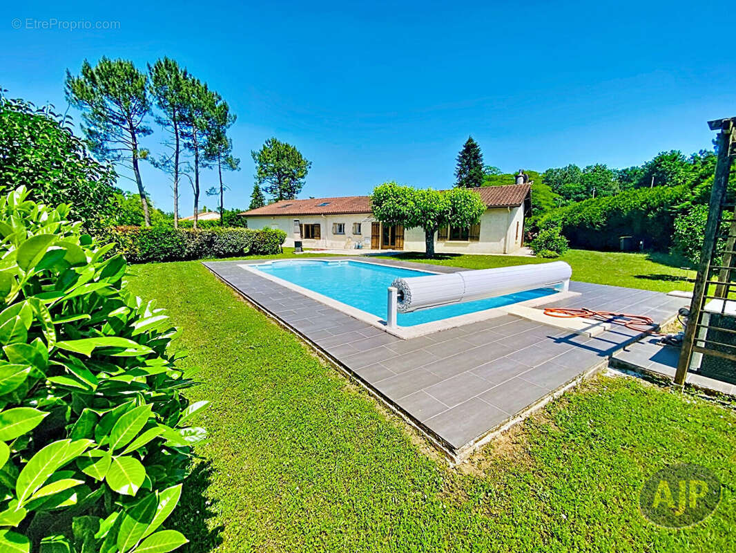 Maison à LESPARRE-MEDOC