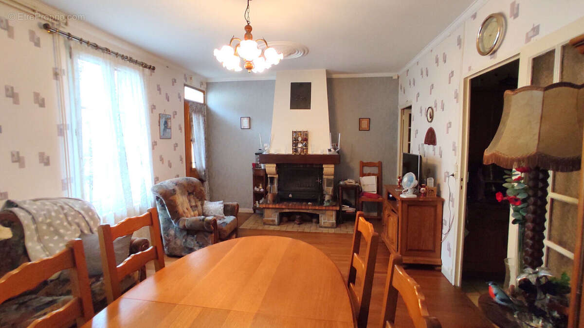 Maison à CHATELLERAULT