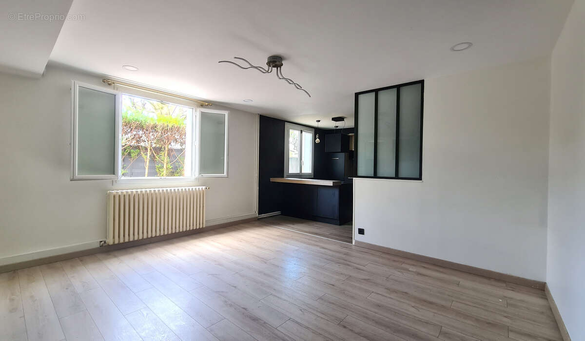 Maison à CHOISY-LE-ROI