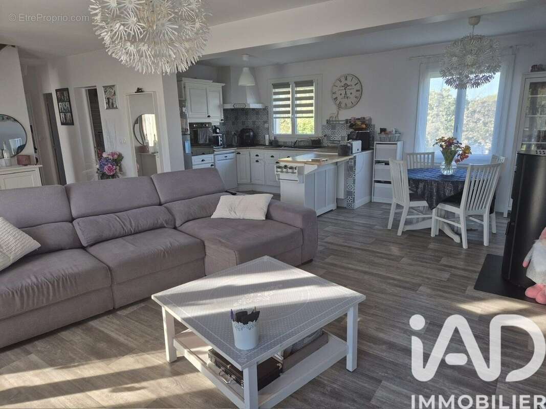 Photo 7 - Maison à SAINT-MARTIN-SUR-OCRE