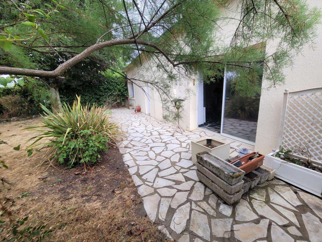 Maison 85 m² à Ligne  - photo 4