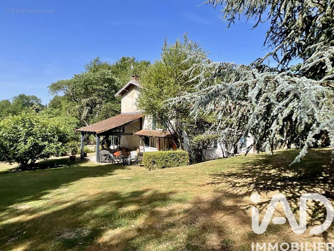 Photo 2 - Maison à RILHAC-RANCON