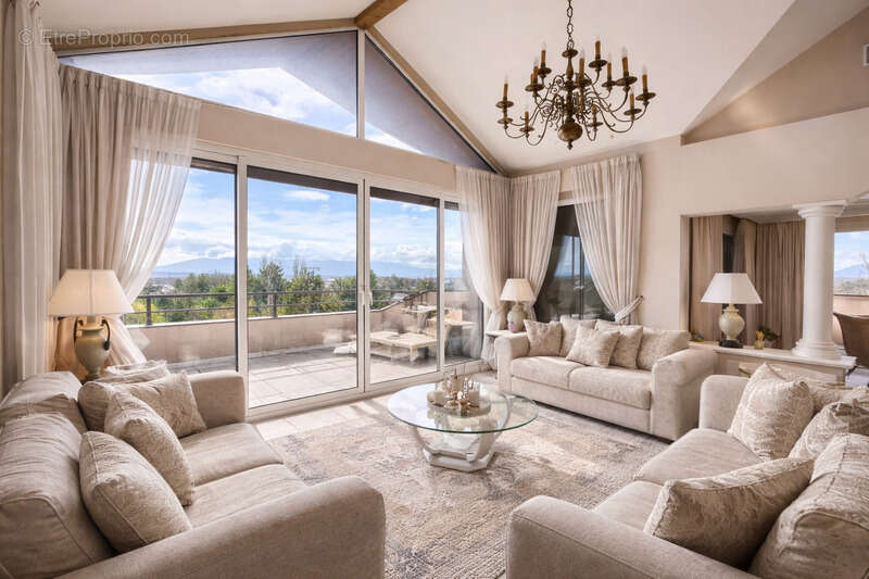 Appartement à PREVESSIN-MOENS