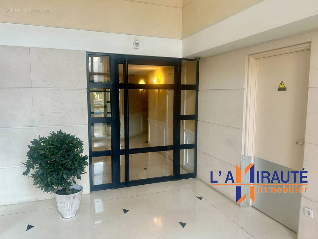 Appartement à MAISONS-LAFFITTE