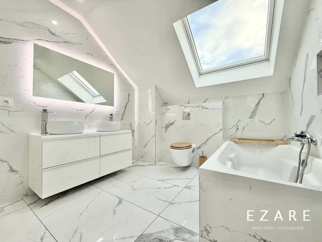 Maison à MAGNY-SUR-TILLE