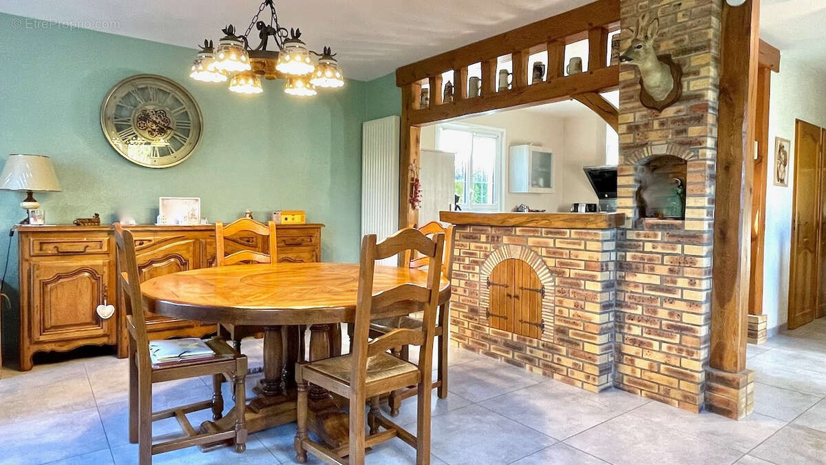 Maison à LE FIDELAIRE