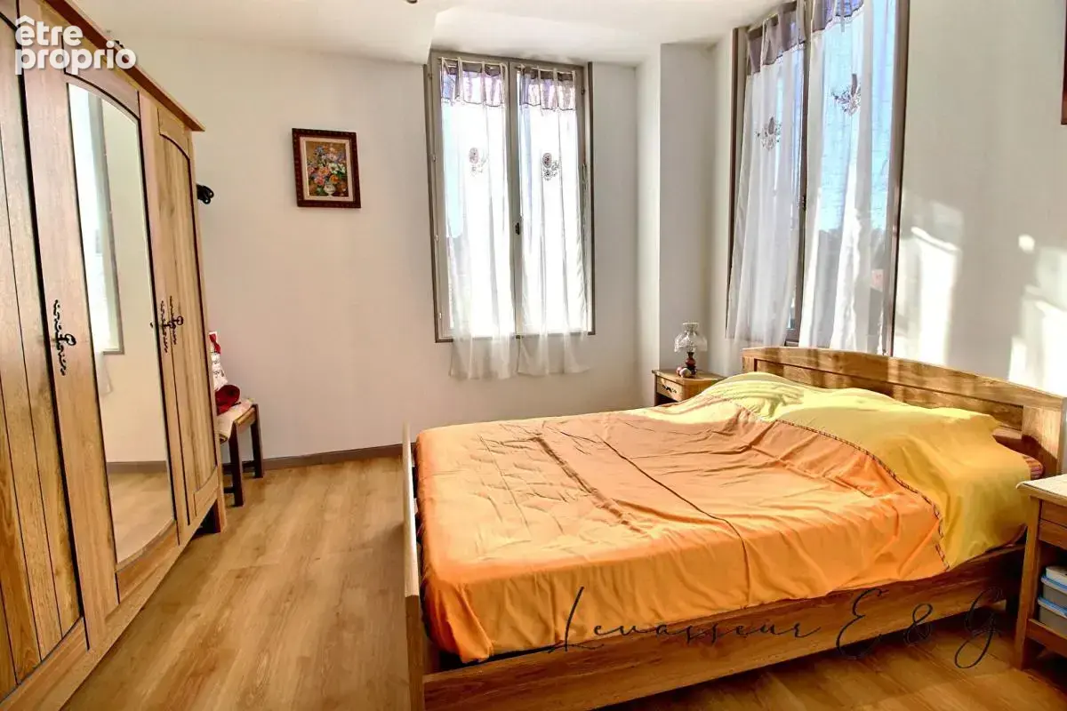 BURY 60250 - Maison bourgeoise 3 chambres, bureau et grande grange sur 429m² - photo 6