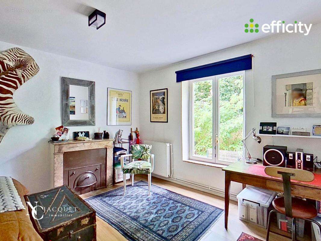 Maison à RILLIEUX-LA-PAPE