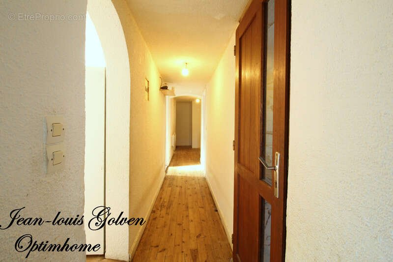 Appartement à TOURNEMIRE