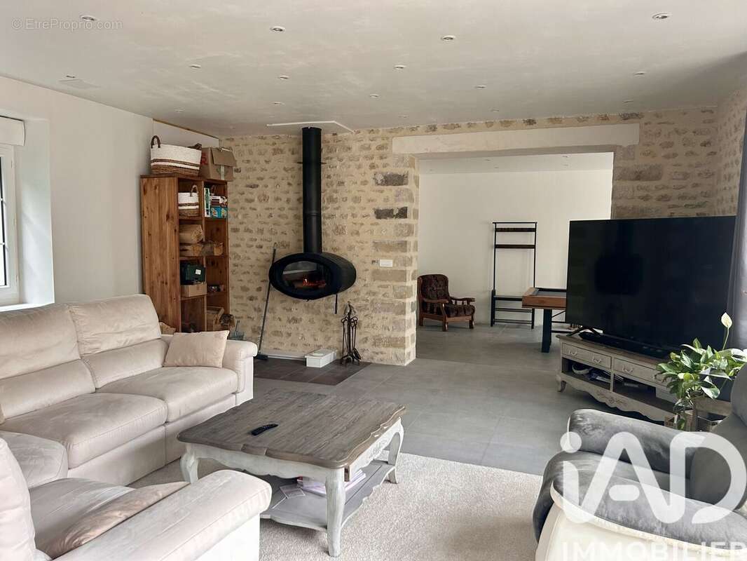 Photo 6 - Maison à URY